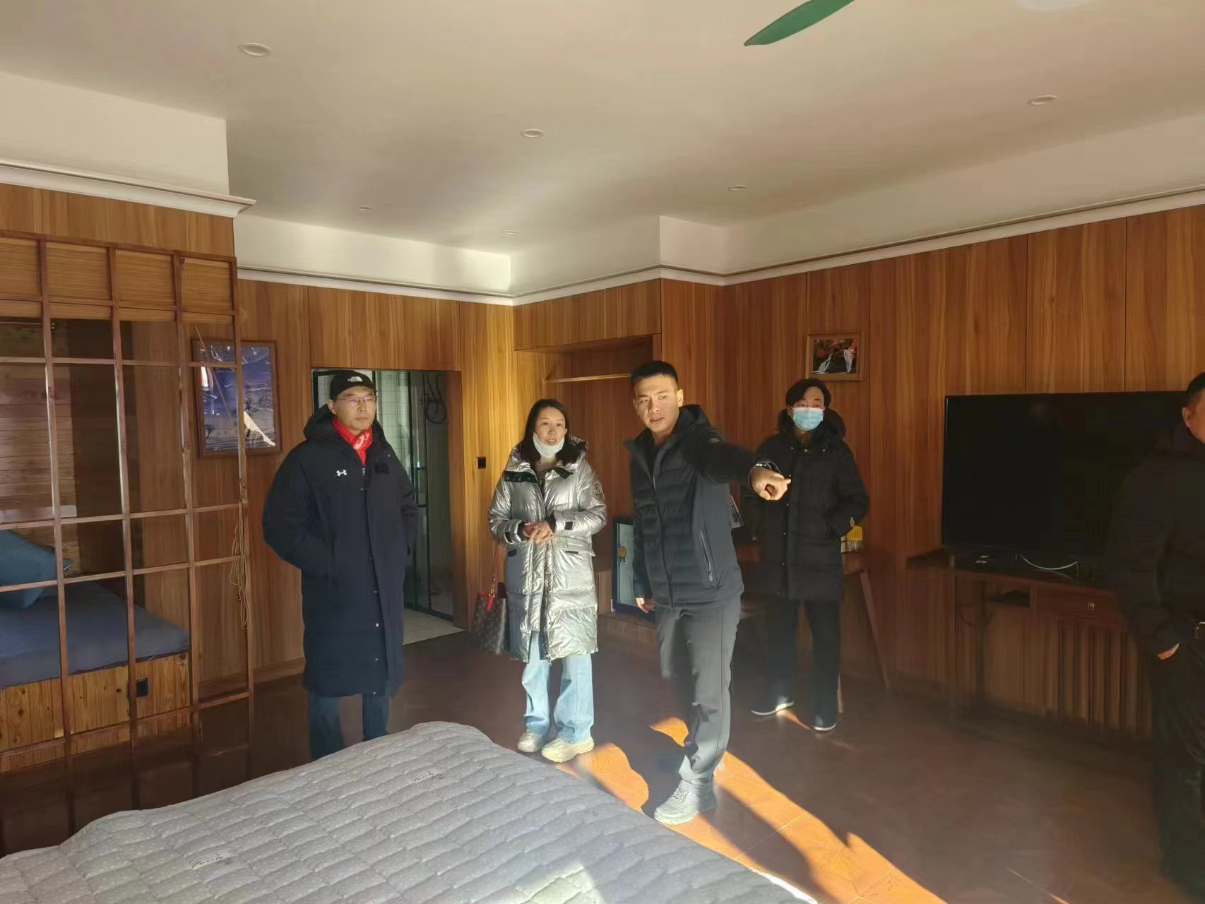 1702023187592446.jpg 1702023187592446.jpg